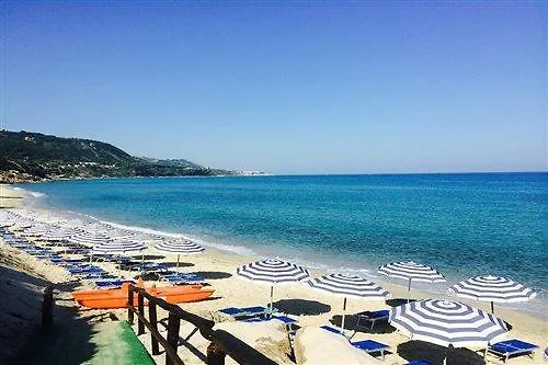 Resort Voi Tropea Essentia 4*