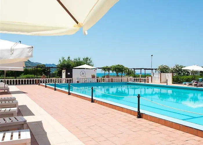 Üdülőközpont Voi Tropea Essentia