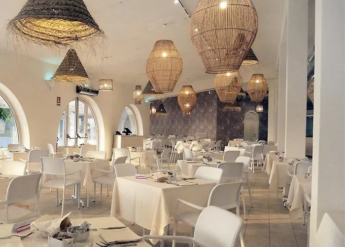 Voi Tropea Essentia Üdülőközpont 4*