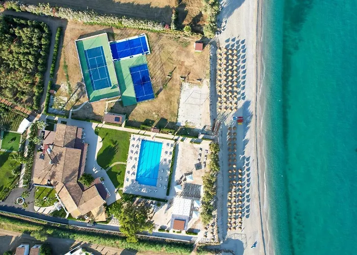 Voi Tropea Essentia Üdülőközpont Parghelia