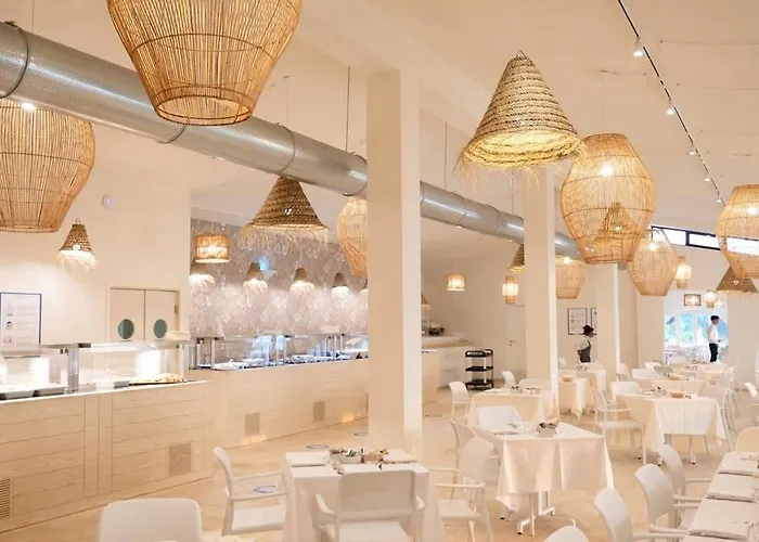 Voi Tropea Essentia Üdülőközpont